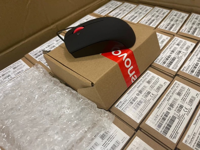 全新 联想/ThinkPad 小红点鼠标经典商务磨砂有线鼠标usb光电笔记本一体机台式机电脑家用办公游戏通用大黑鼠标 特价处理批发价全新鼠标。 大量库存现货特价